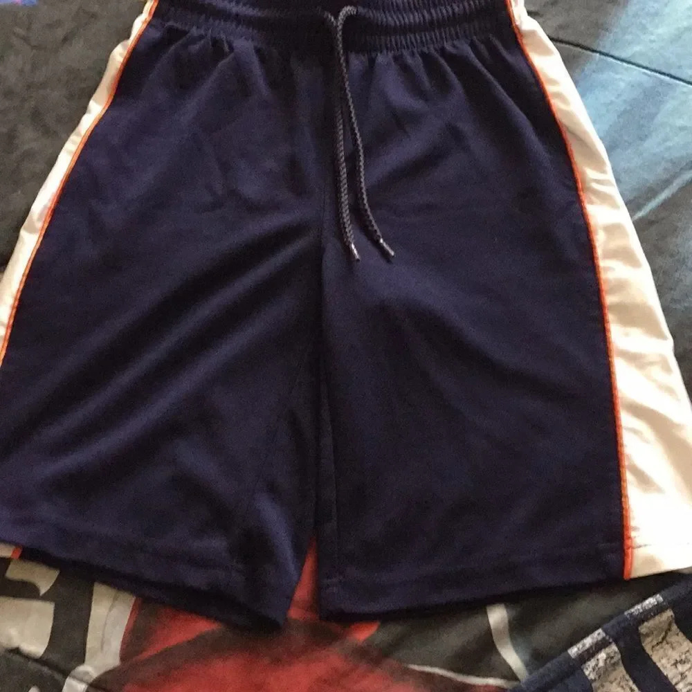 Children's Place boy shorts bundle 🎁